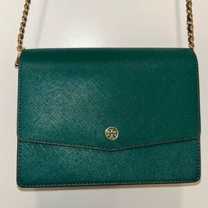 Tory Burch Robinson convertible shoulder bag in malachite green